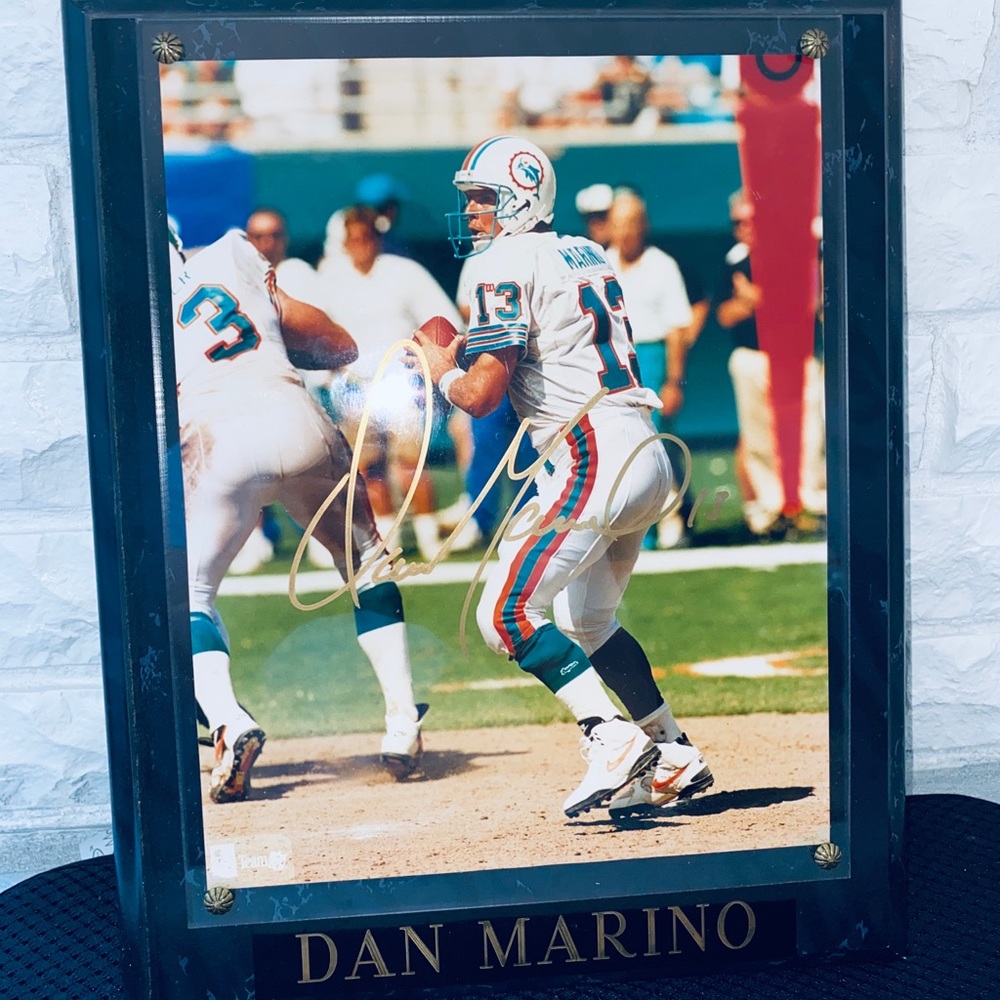 Dan Marino - Autograph - Football - Miami Dolphins